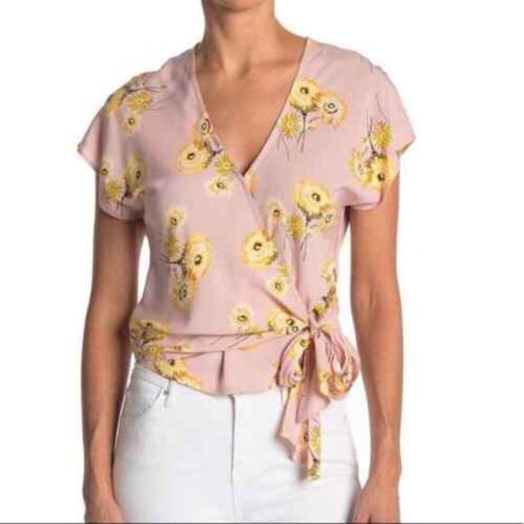 ✅ MADEWELL Floral Short Sleeve Wrap Top TWIGGY WISTERIA DOVE Size MEDIUM - Picture 1 of 7
